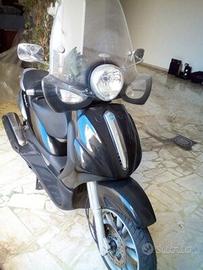 Piaggio Beverly 500 - 2004