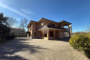 VILLA SINGOLA A DESANA