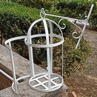 Portalampada/fioriera in ferro battuto