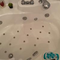 Vasca idromassaggio angolare