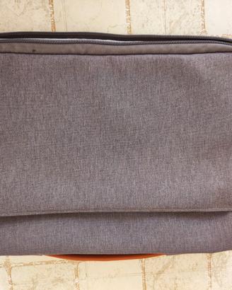 Borsa grigia porta tablet/notebook 22x33