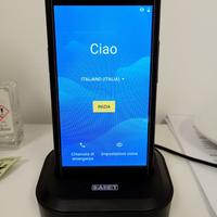 Cellulare Saiwt munito di tasto SOS per anziani