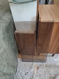 Vetri di varie forme e colori