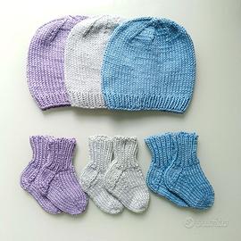 Berretto e calzini per prematuro