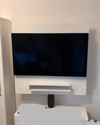 Mobile TV girevole