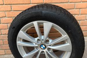 4 gomme chiodate Continental su cerchi BMW