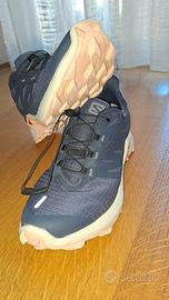 Scarpe outdoor Salomon in Goretex n.40