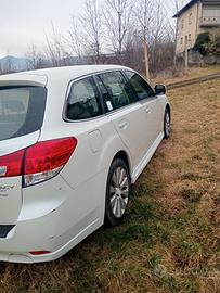 Subaru  legacy 