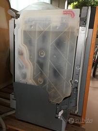 Lavastoviglie Bosch 45 cm incasso totale SPV40E70E