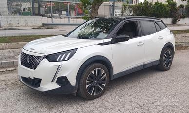 Peugeot e2008 GT PACK