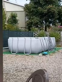 Piscina fuori terra, pompa, robottino, telo ecc