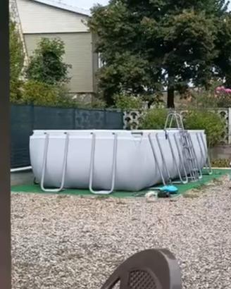 Piscina fuori terra, pompa, robottino, telo ecc