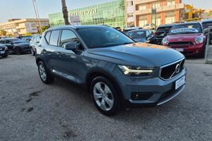 Volvo XC40 D3 Geartronic Momentum Pro