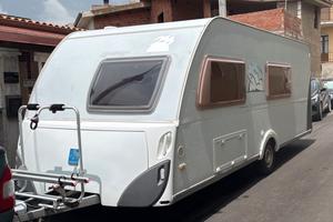 Roulotte Knaus SudWind 6 posti