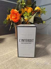 l'interdit Givenchy 