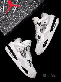 Jordan 4 Retro nero militare taglia 38