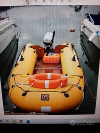 gommone tender con motore abbinato 