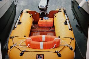 gommone tender con motore abbinato 