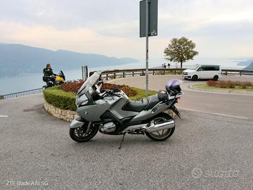 Moto molto bella usata da amatore..