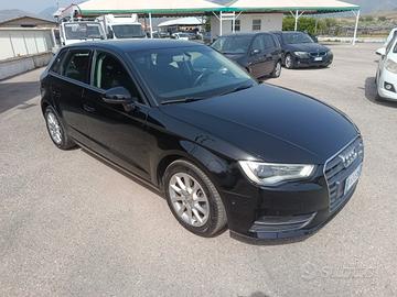 Audi A3 Sedan 1.6 TDI clean diesel S tronic Ambiti