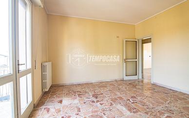 TRE LOCALI SENZA SPESE CONDOMINIALI !!!