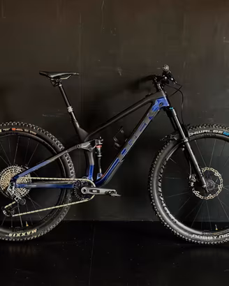 Trek Fuel EX 9.8 Carbon – GX AXS –  Ruote Carbon