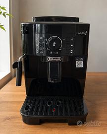 Macchina del caffè De Longhi Magnifica S