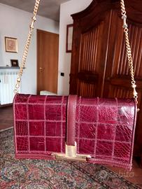 borsa colore bordeau in pelle di lucertola 