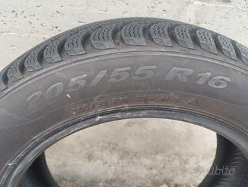 Gomma Copertone Pirelli Cinturato 205/5 R16
