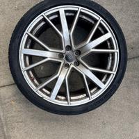Cerchi in lega 21"  completi di gomme vnuove