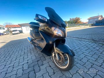 Suzuki Burgman 650 Executive Abs