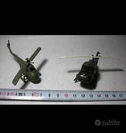 lotto 2 elicotteri soldatini anni 70 copter 
