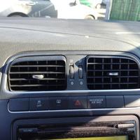 Bocchetta clima centrale VOLKSWAGEN POLO del 2009
