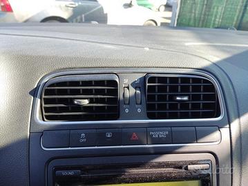 Bocchetta clima centrale VOLKSWAGEN POLO del 2009