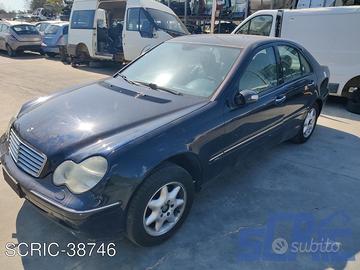 MERCEDES-BENZ CLASSE C W203 C 220 CDI ricambi