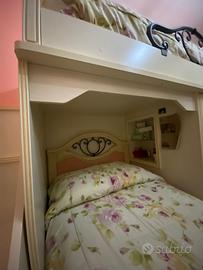 Letto a soppalco con armadio e secondo letto