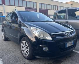 HYUNDAI i20 - 2011