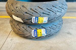 MICHELIN ROAD 5 mis. 190/55ZR17 73 DOT DIFFERENTI.