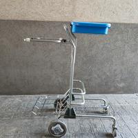 Carrello per pulizie porta oggetti