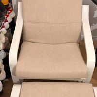 Poltrona IKEA POÄNG con Poggiapiedi