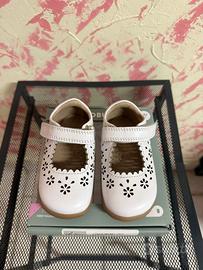 Scarpine Bobux Step Up bianche traforate