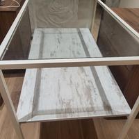 Tavolo espositore per negozio