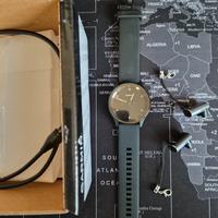 Garmin vivomove Sport con accessori