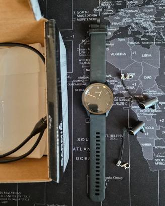 Garmin vivomove Sport con accessori