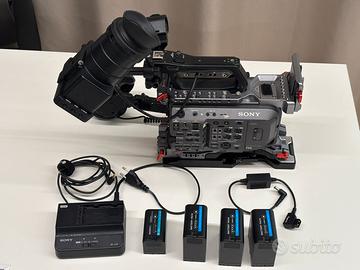 Sony PXW - FX9 + cage + 4 batterie + 2 schede XQD