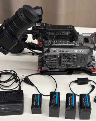 Sony PXW - FX9 + cage + 4 batterie + 2 schede XQD
