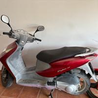 scooter 150 cc Honda Dyla
