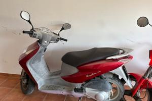 scooter 150 cc Honda Dyla