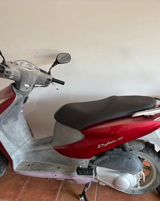 scooter 150 cc Honda Dyla