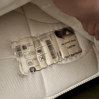 Letto contenitore a una piazza e mezzo